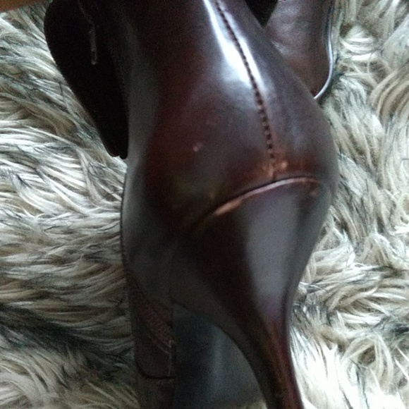 Nine West size 8.5 brown leather booties - Picture 3 of 6